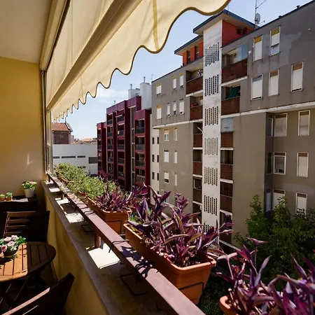 Apartamento Oxilia Flat - Loreto District Milán